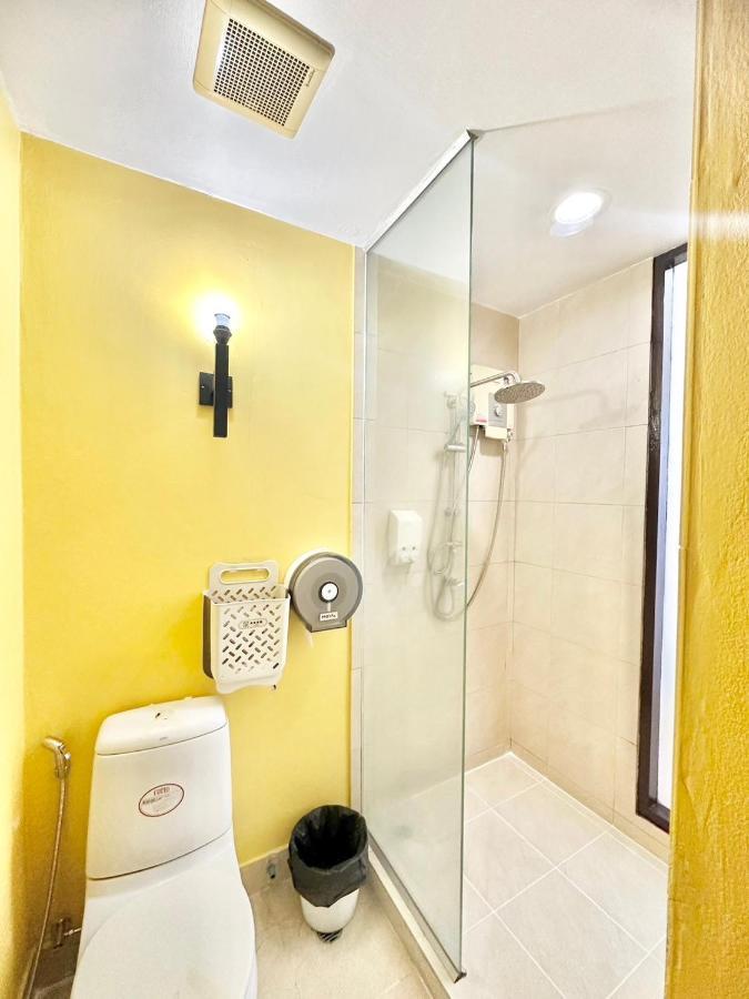 Abc So Hotel Bangkok Extérieur photo